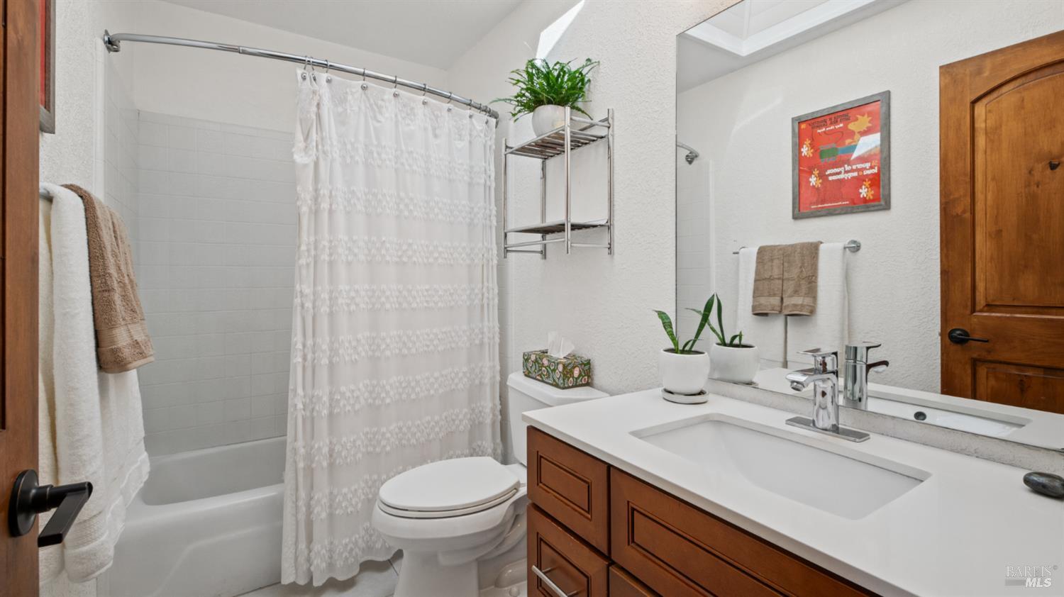 2206 Oak Hill Drive Santa Rosa CA 95404