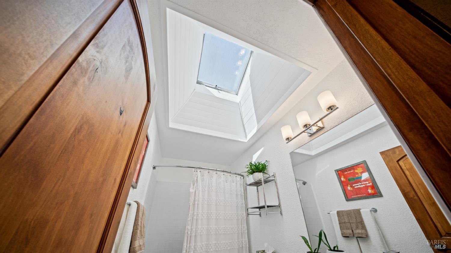 2206 Oak Hill Drive Santa Rosa CA 95404