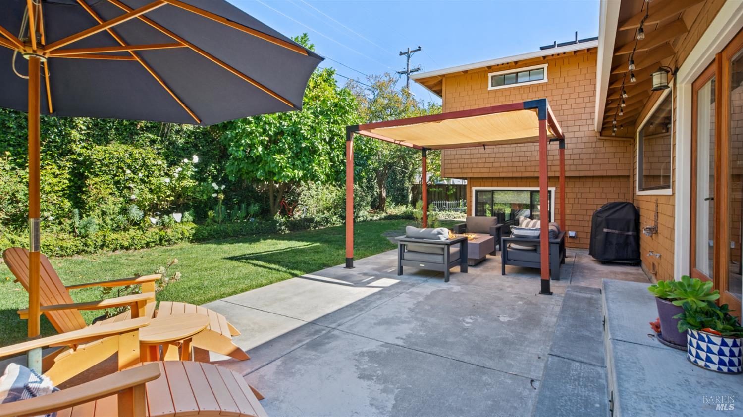 2206 Oak Hill Drive Santa Rosa CA 95404