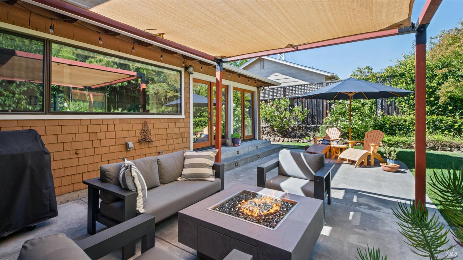2206 Oak Hill Drive Santa Rosa CA 95404