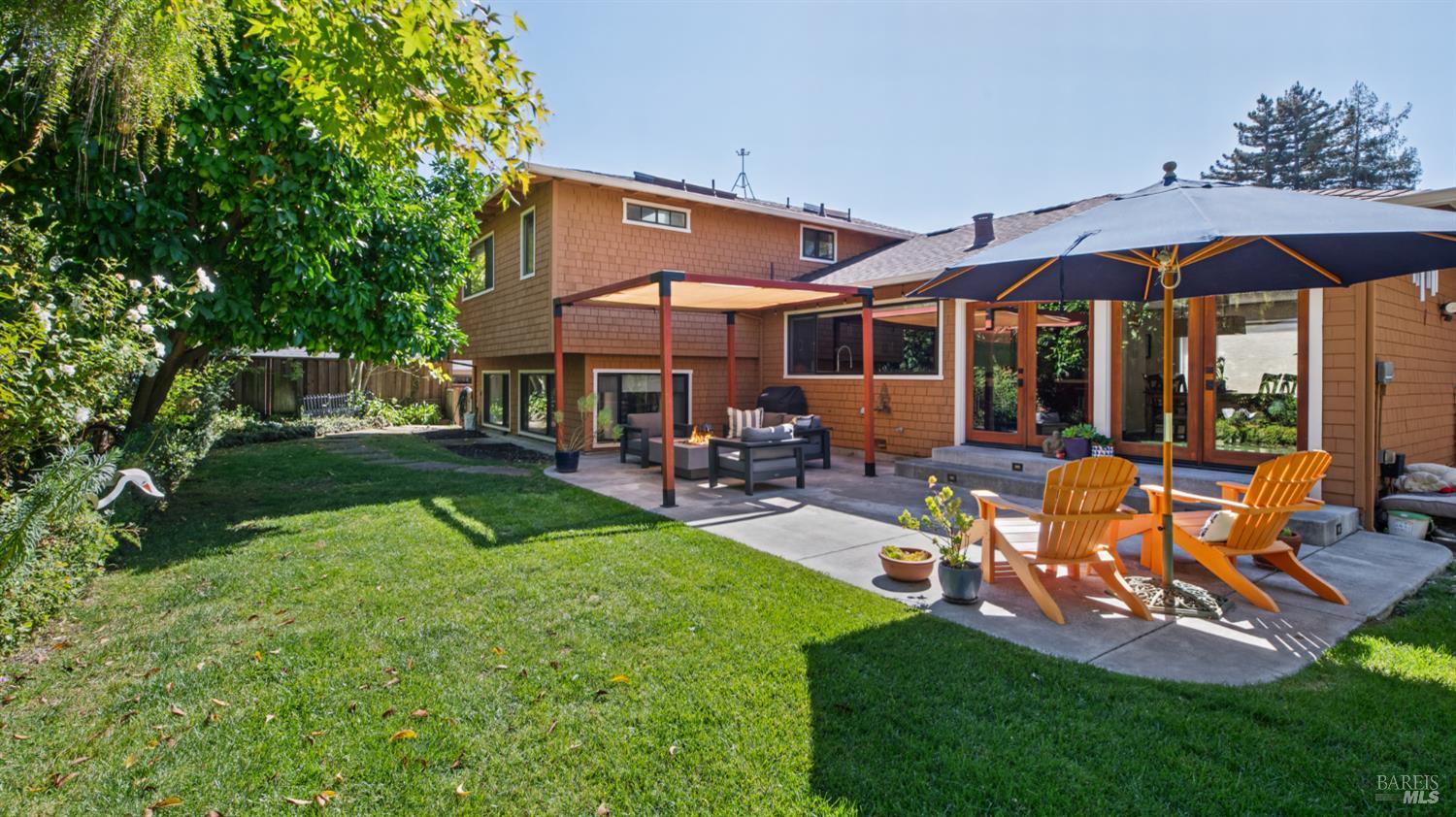 2206 Oak Hill Drive Santa Rosa CA 95404