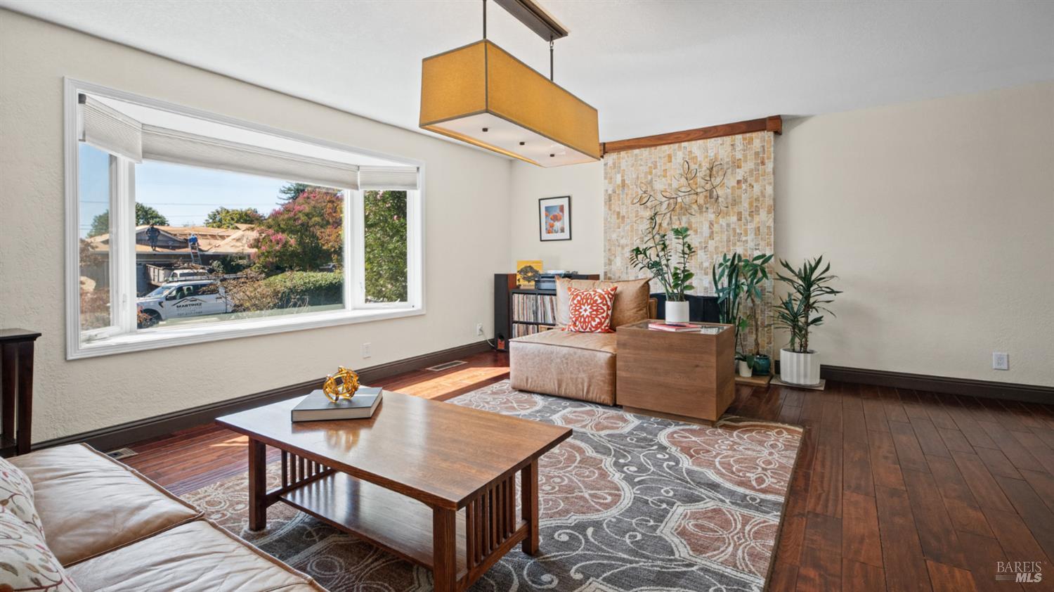 2206 Oak Hill Drive Santa Rosa CA 95404