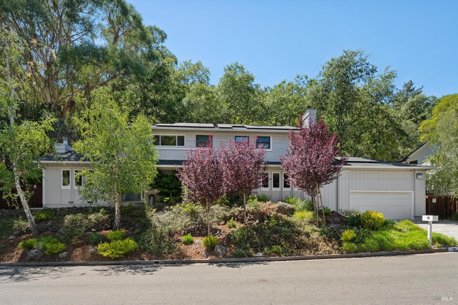 16 Wentworth Lane Novato CA 94949