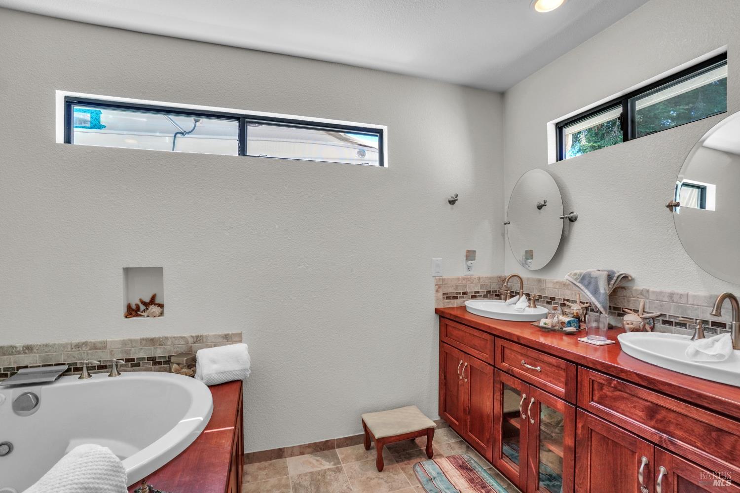 820 Royal Elf Court Dixon CA 95620