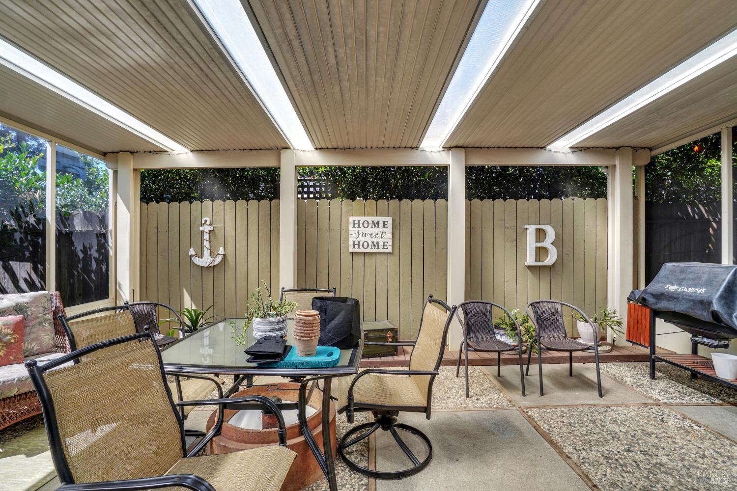 820 Royal Elf Court Dixon CA 95620