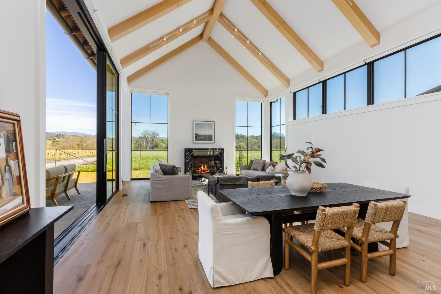 2998 W Dry Creek Road Healdsburg CA 95448