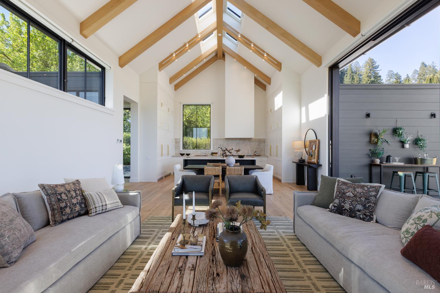 2998 W Dry Creek Road Healdsburg CA 95448
