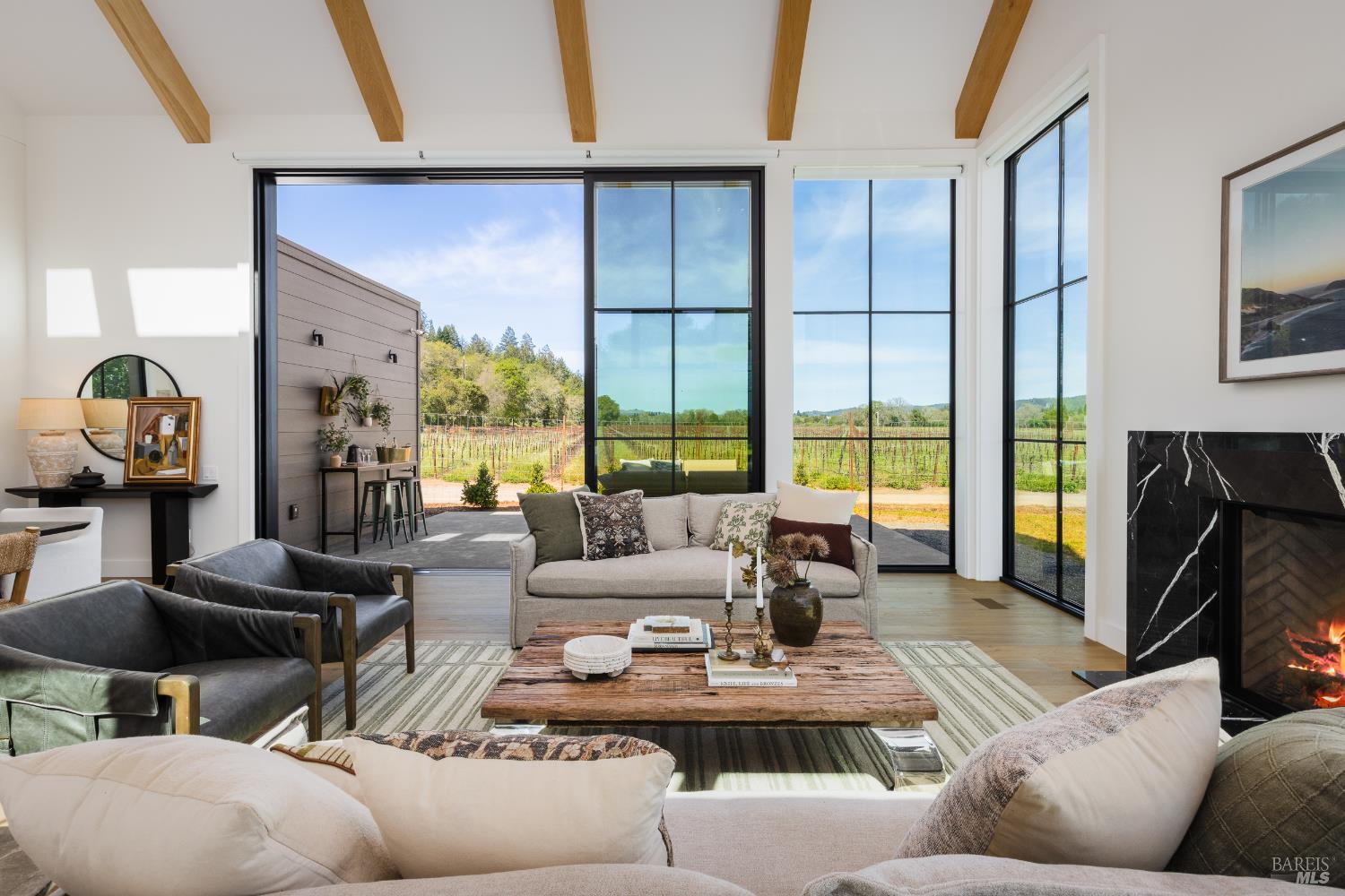 2998 W Dry Creek Road Healdsburg CA 95448