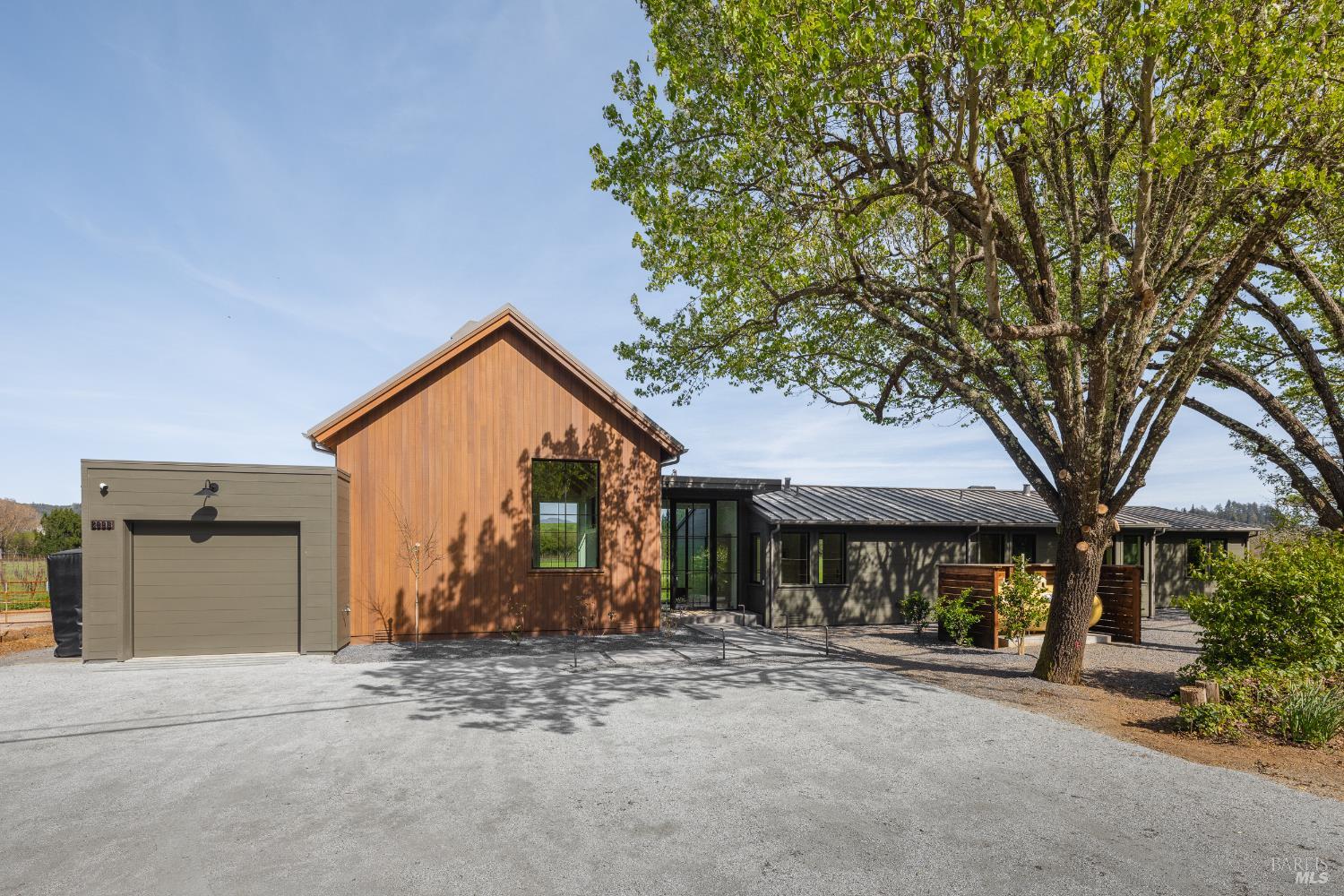 2998 W Dry Creek Road Healdsburg CA 95448