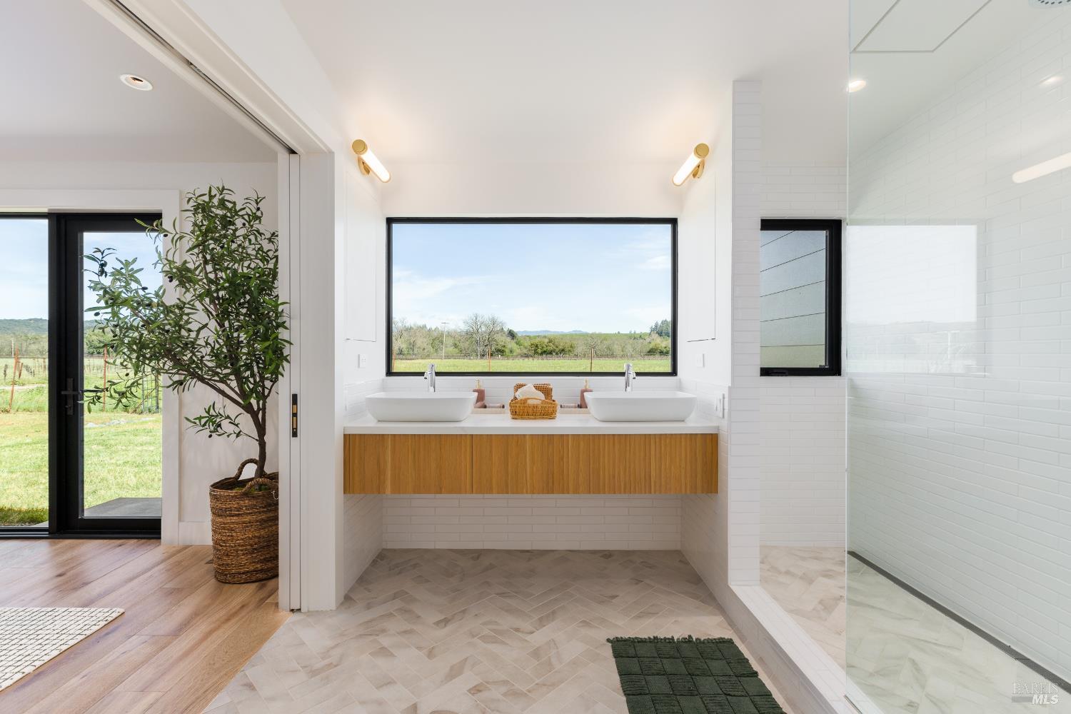 2998 W Dry Creek Road Healdsburg CA 95448