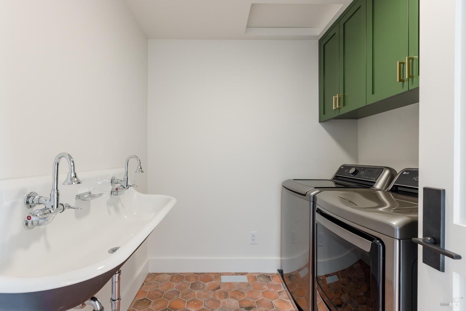 2998 W Dry Creek Road Healdsburg CA 95448