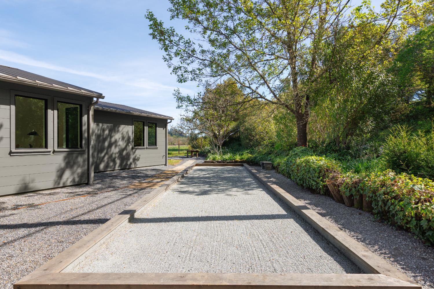 2998 W Dry Creek Road Healdsburg CA 95448