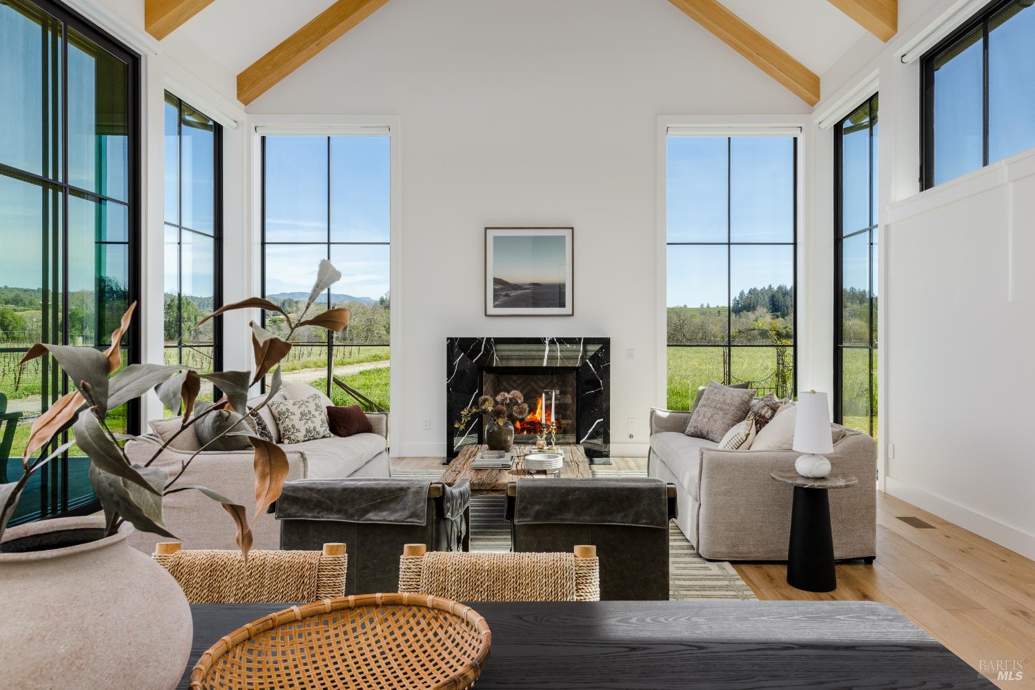 2998 W Dry Creek Road Healdsburg CA 95448