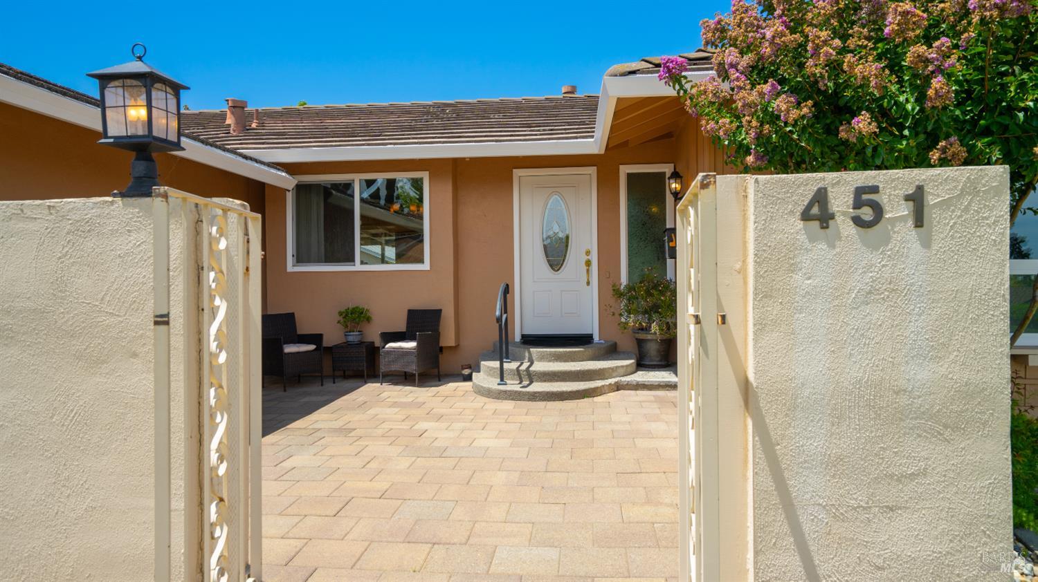 451 Sandstone Drive Vacaville CA 95688