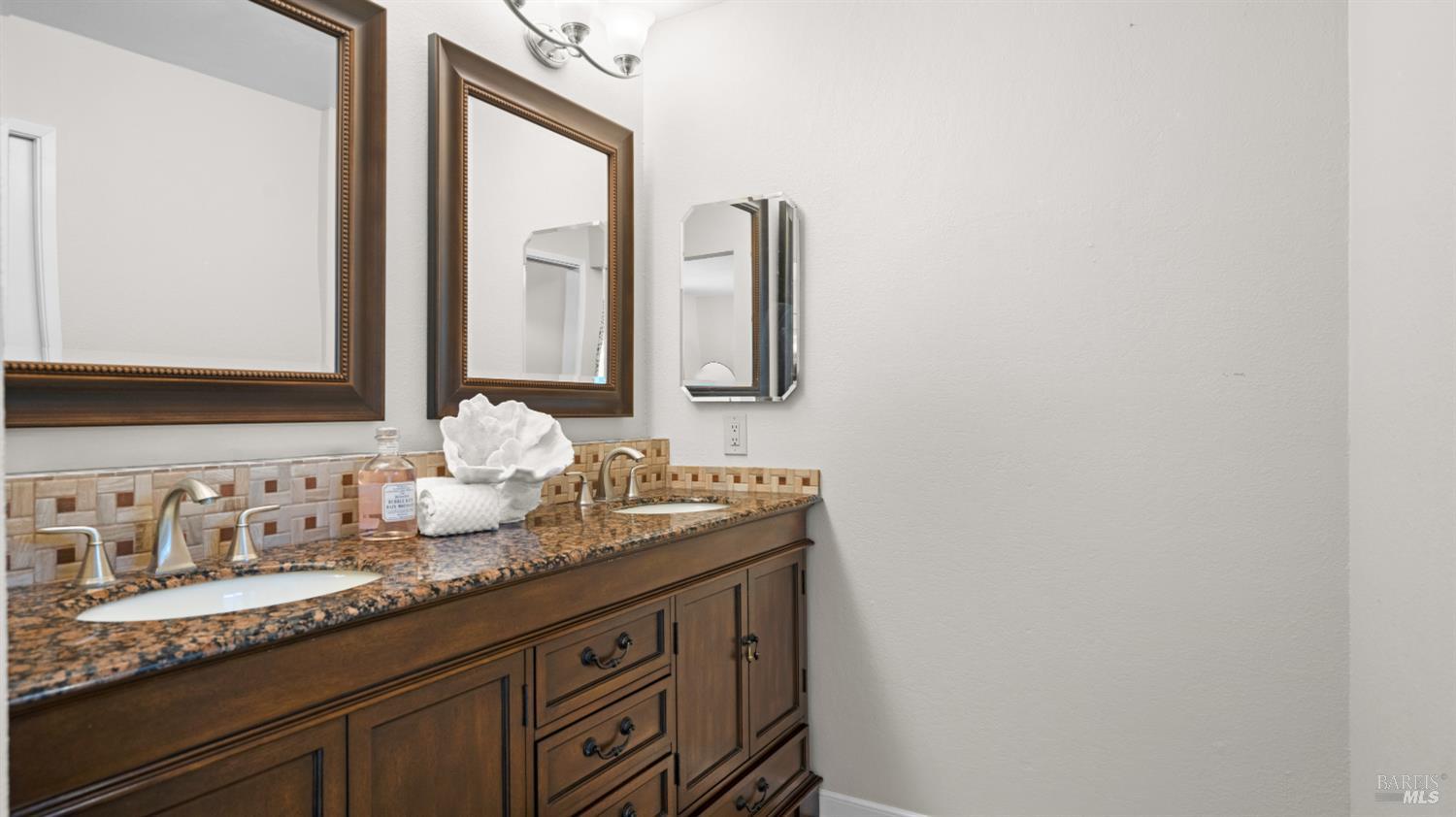 451 Sandstone Drive Vacaville CA 95688
