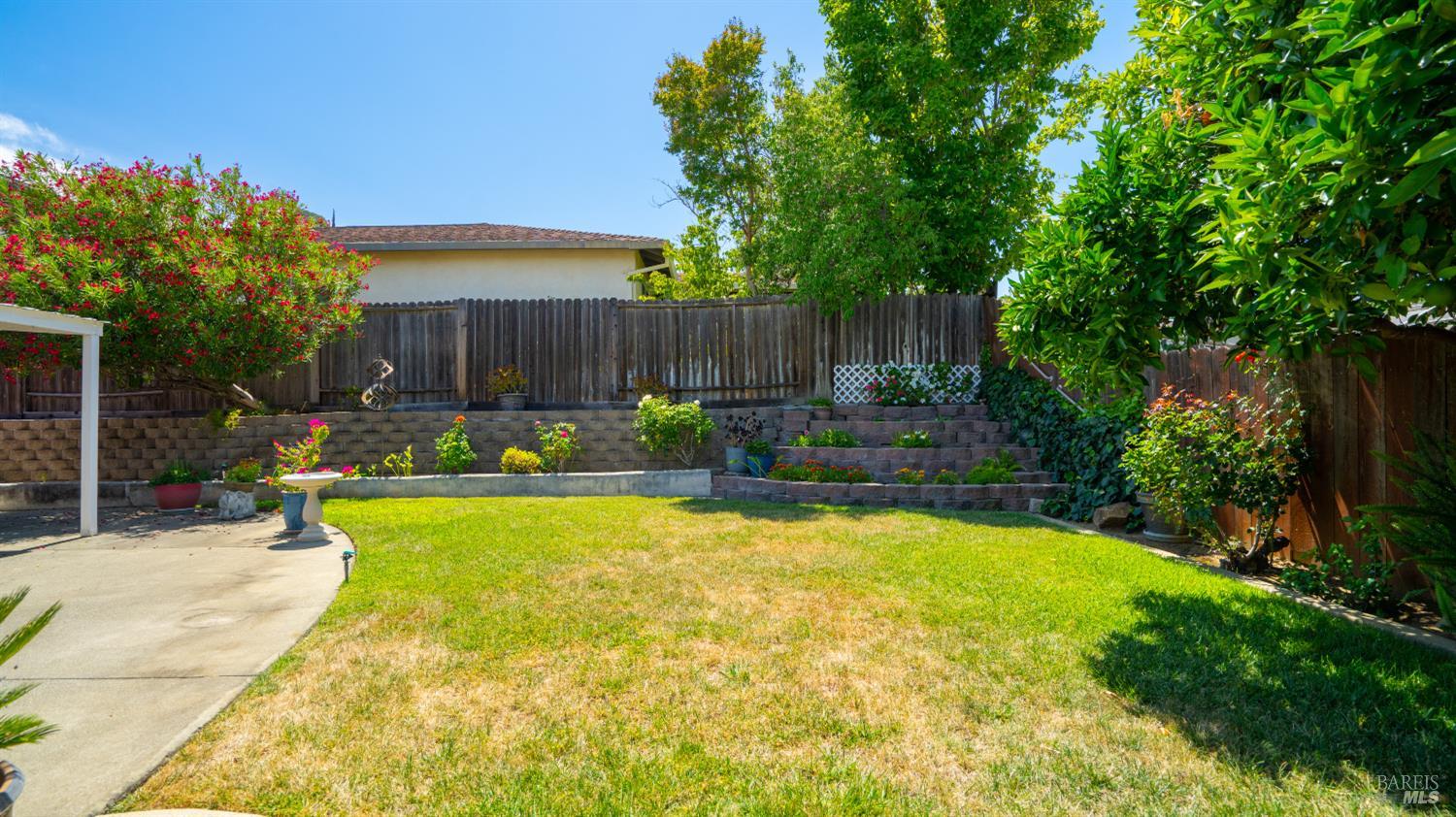 451 Sandstone Drive Vacaville CA 95688