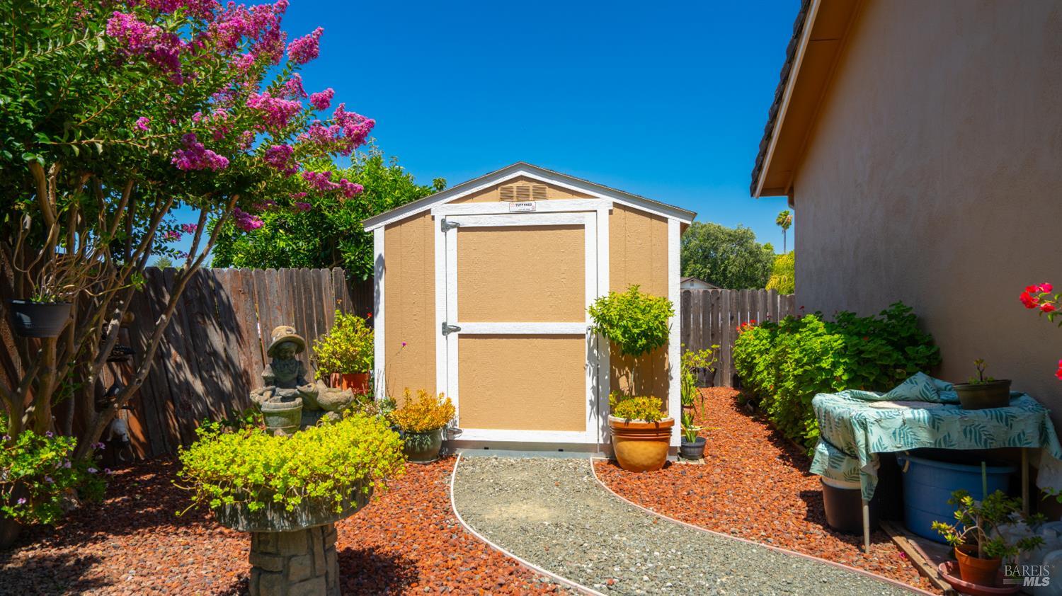 451 Sandstone Drive Vacaville CA 95688