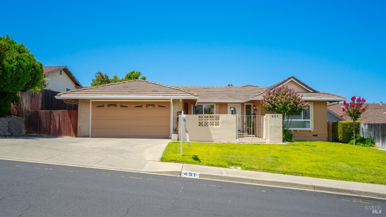 451 Sandstone Drive Vacaville CA 95688