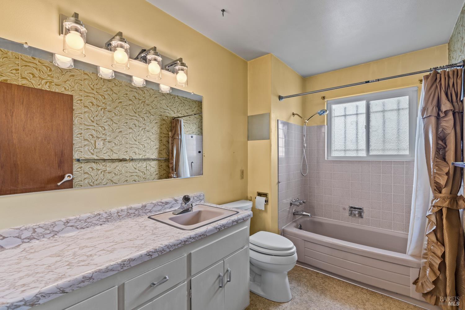746 Tobin Drive W Vallejo CA 94589