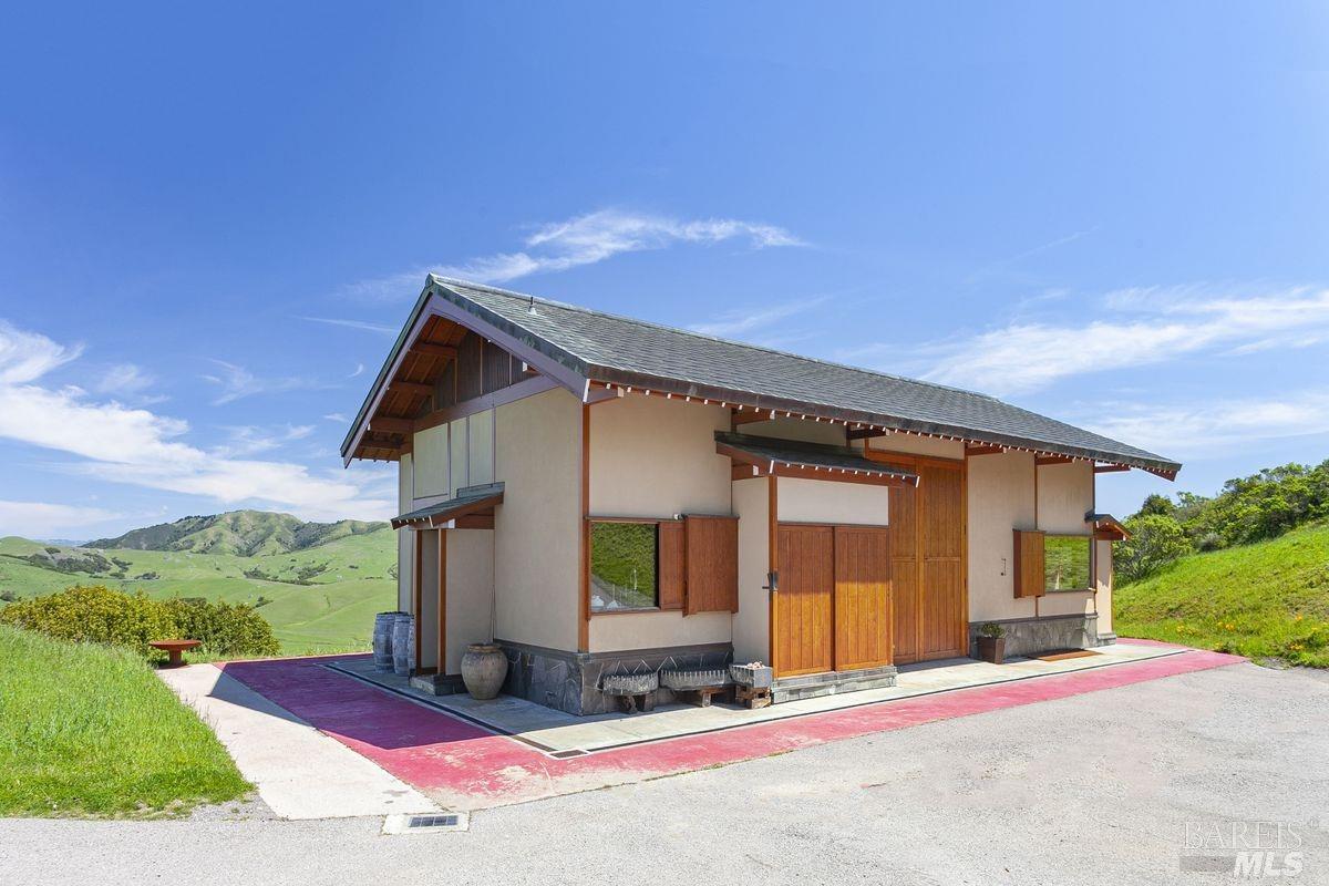 333-345 Willow Road Nicasio CA 94946
