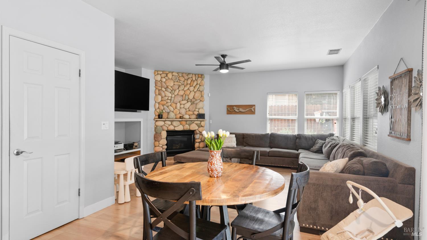 885 Kells Circle Vacaville CA 95688