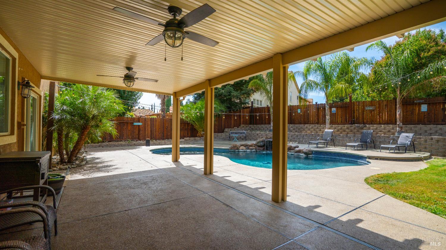 885 Kells Circle Vacaville CA 95688