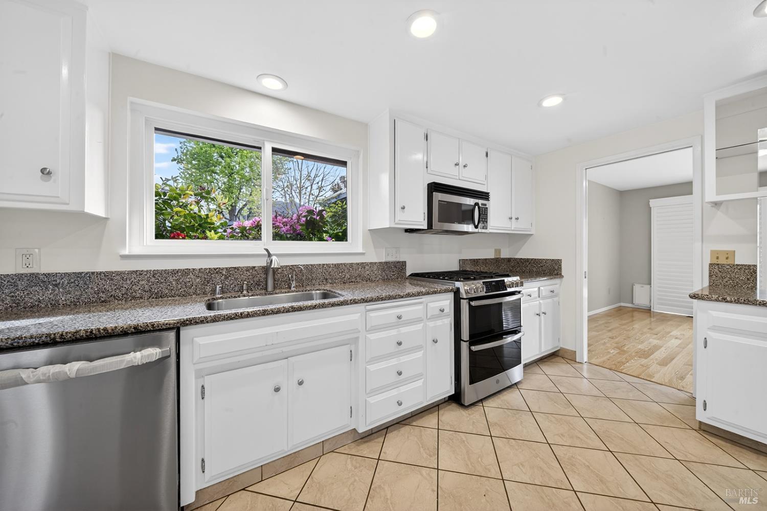 339 Mockingbird Circle Santa Rosa CA 95409