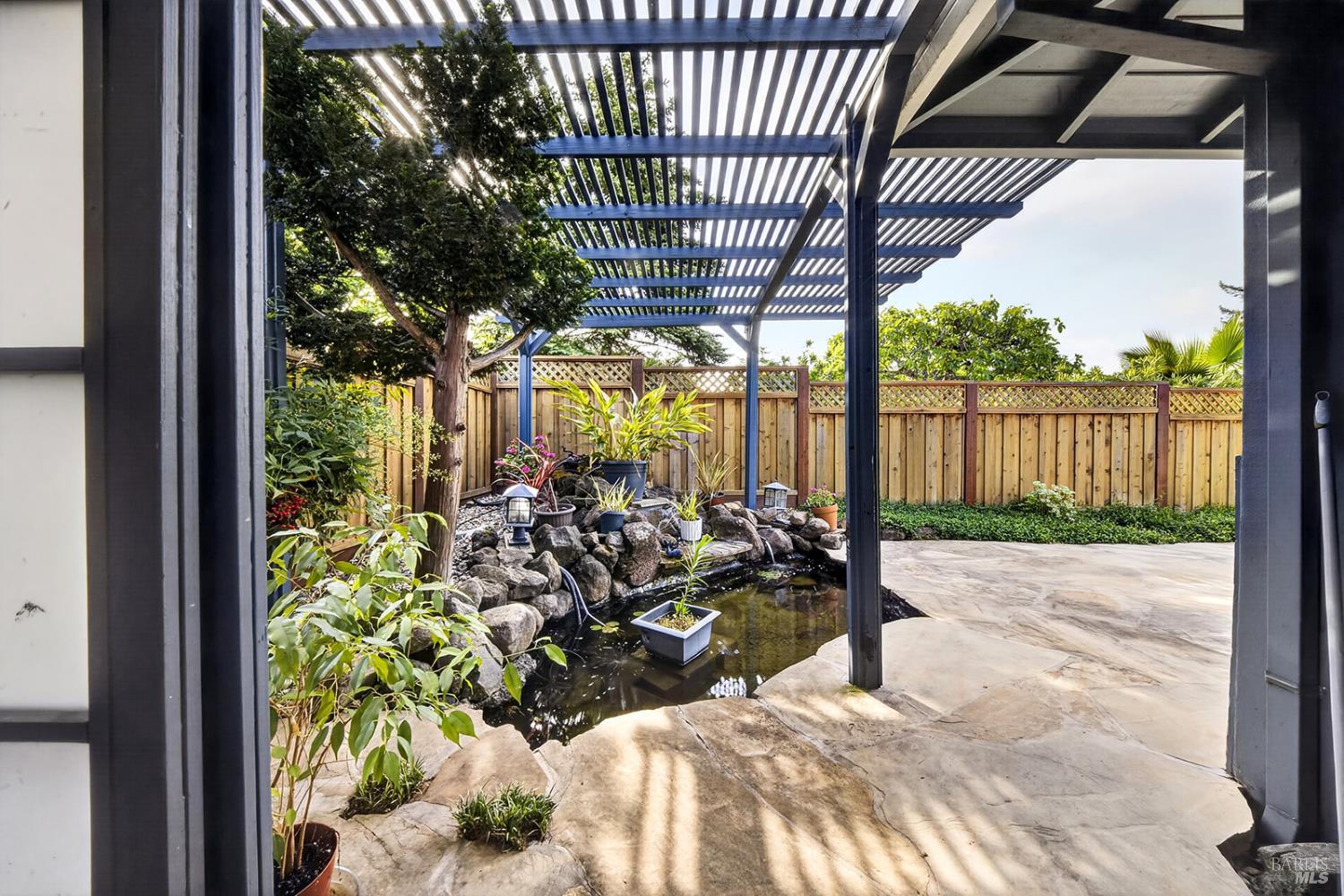 339 Mockingbird Circle Santa Rosa CA 95409