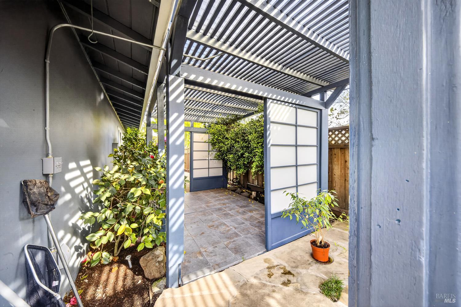339 Mockingbird Circle Santa Rosa CA 95409