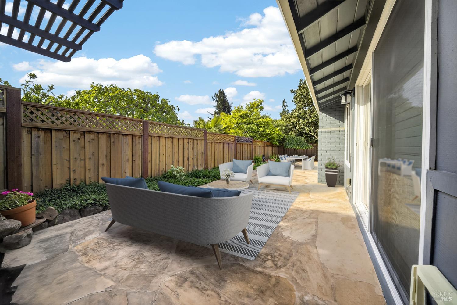 339 Mockingbird Circle Santa Rosa CA 95409