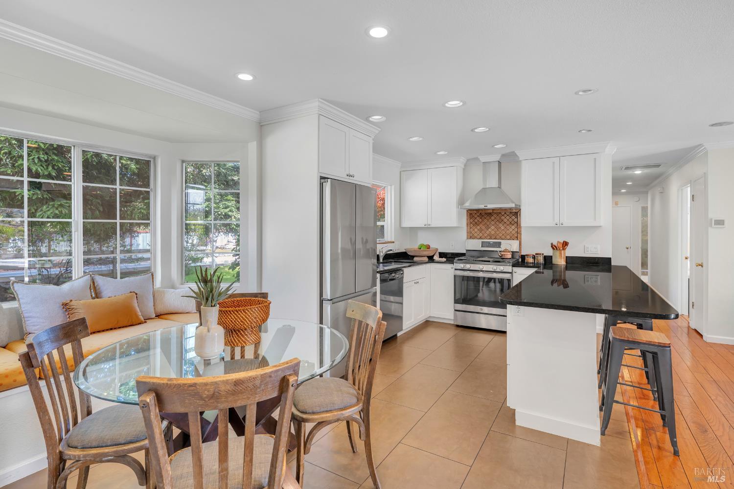 8854 Egg Farm Lane Kenwood CA 95452