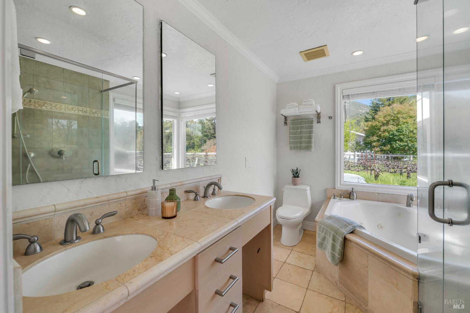 8854 Egg Farm Lane Kenwood CA 95452