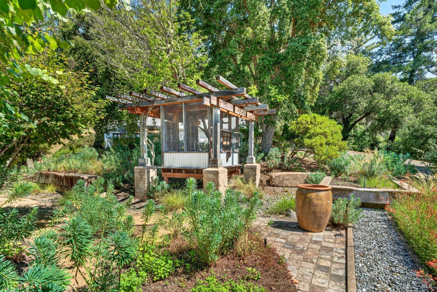 14931 Kramer Lane Philo CA 95466