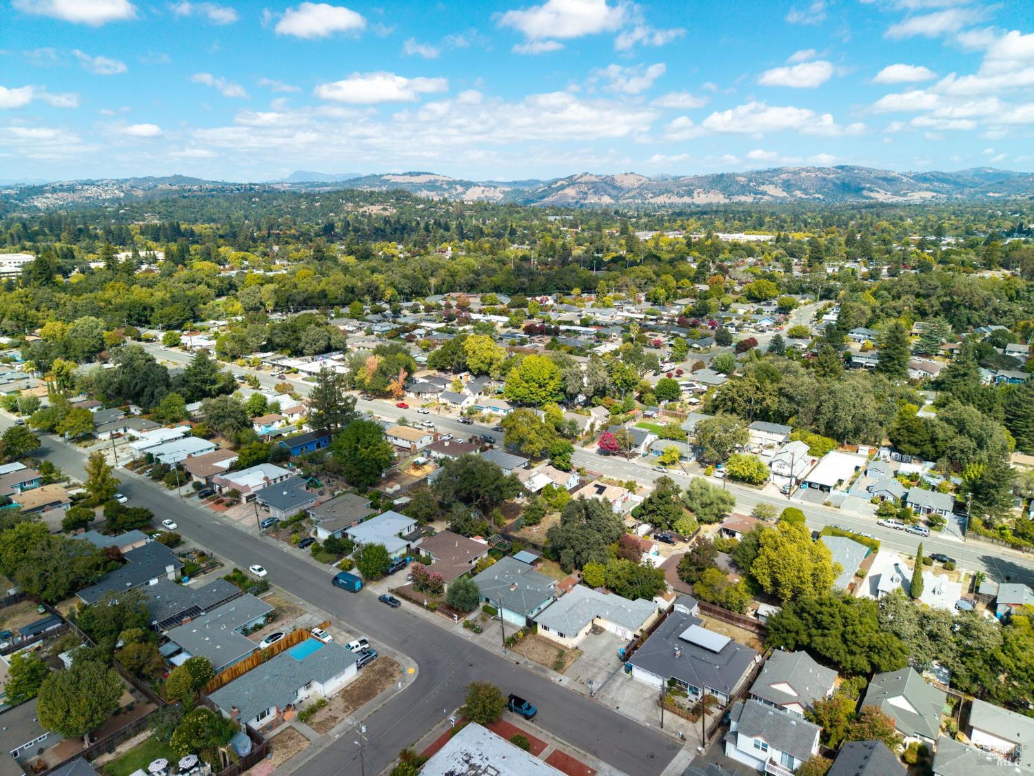 652 Corlano Avenue Santa Rosa CA 95404