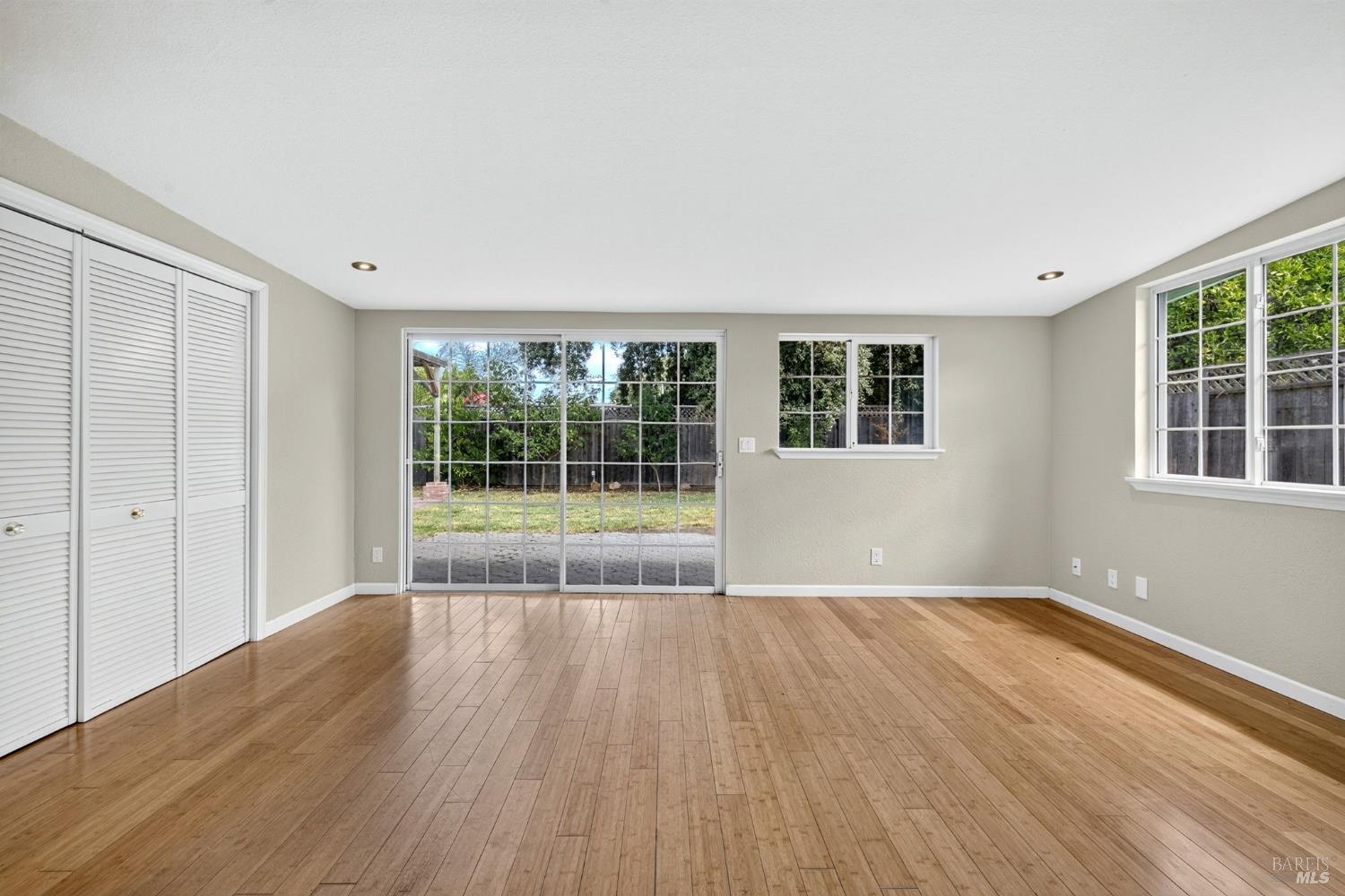 652 Corlano Avenue Santa Rosa CA 95404