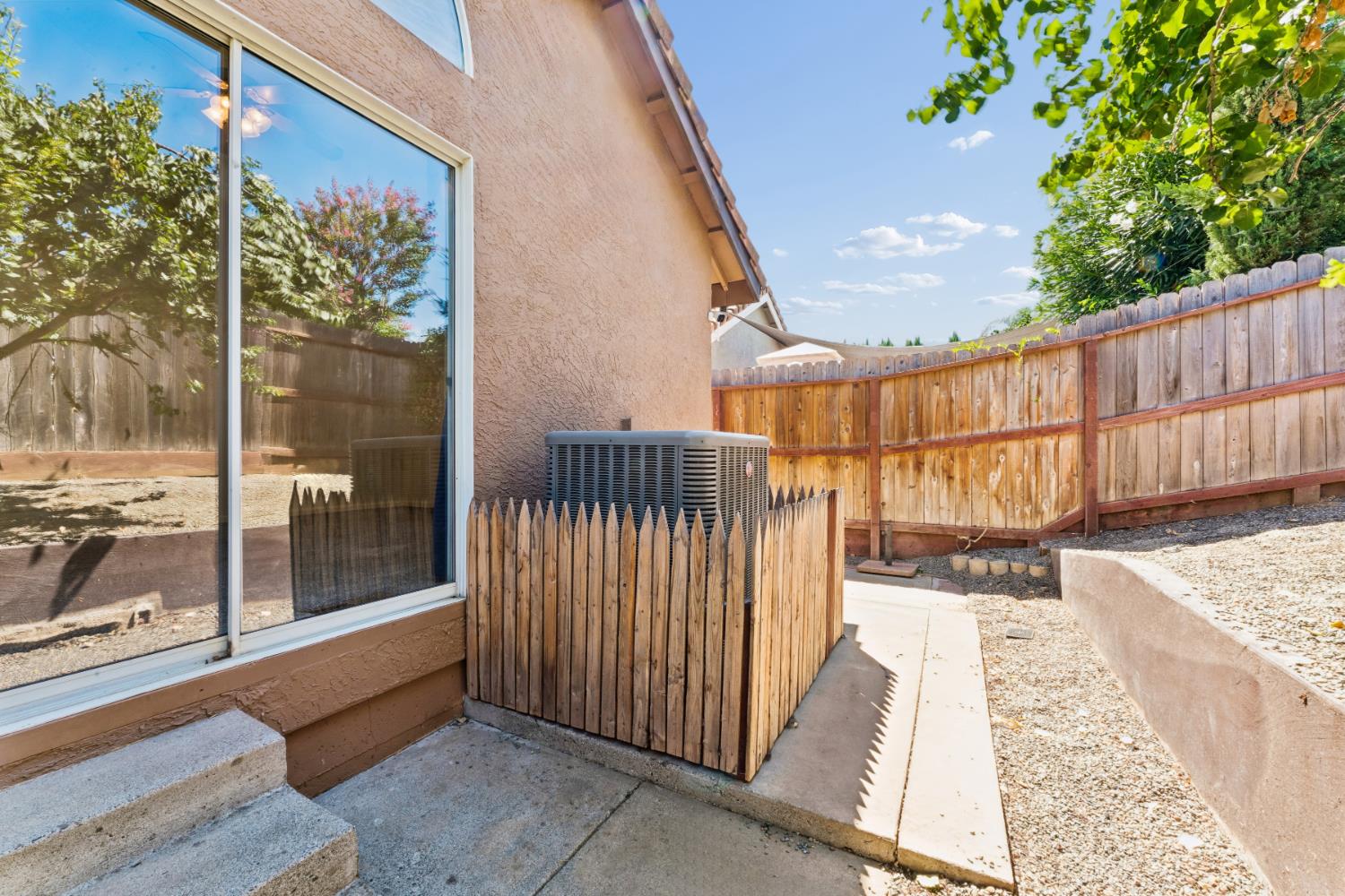 1012 Hillview Lane Winters CA 95694