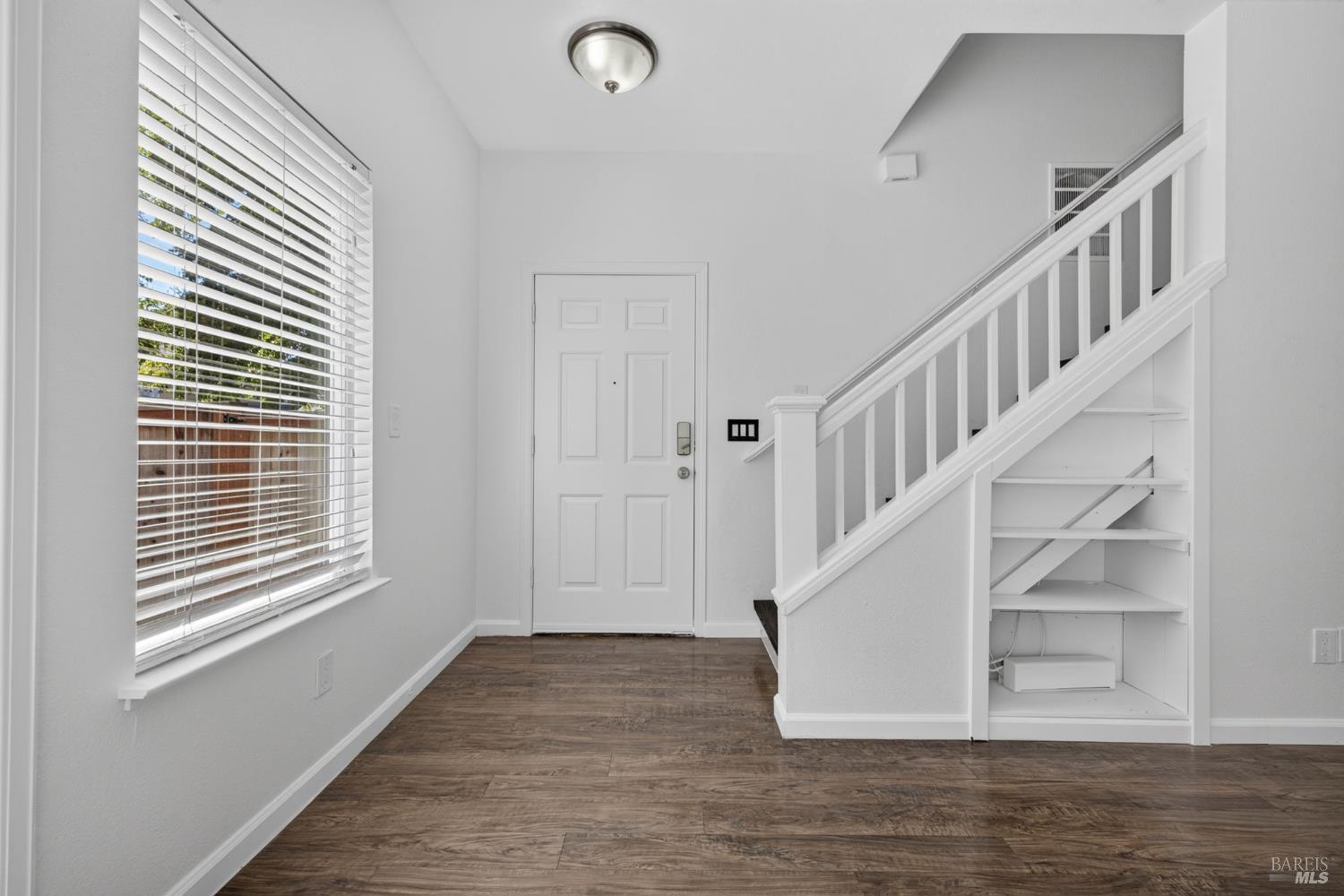 956 Kingwood Street Santa Rosa CA 95401