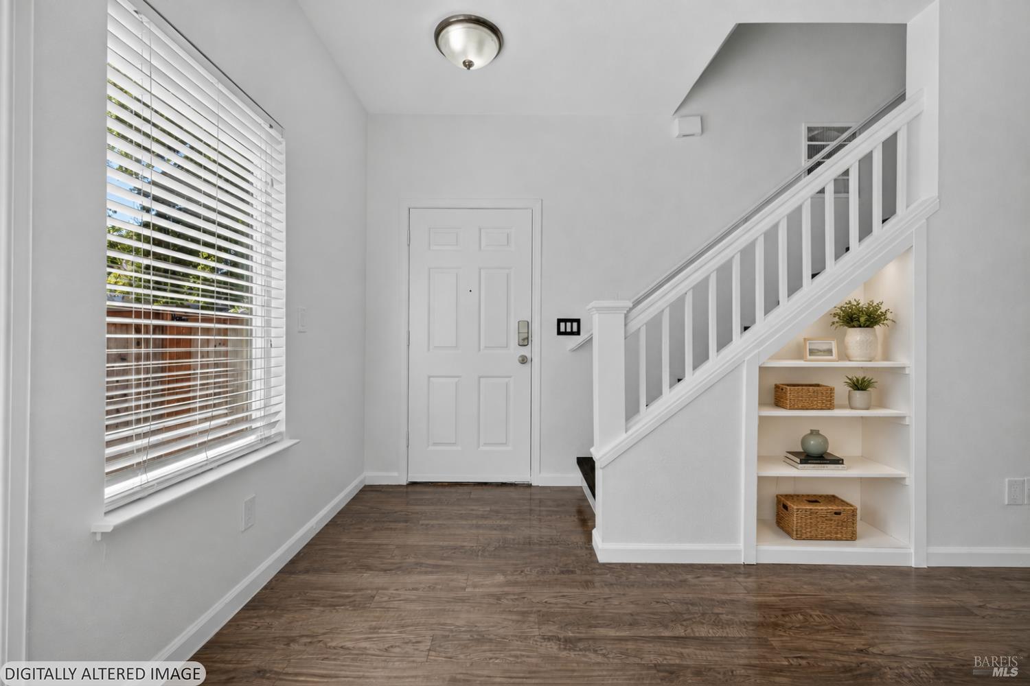 956 Kingwood Street Santa Rosa CA 95401