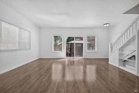 956 Kingwood Street Santa Rosa CA 95401