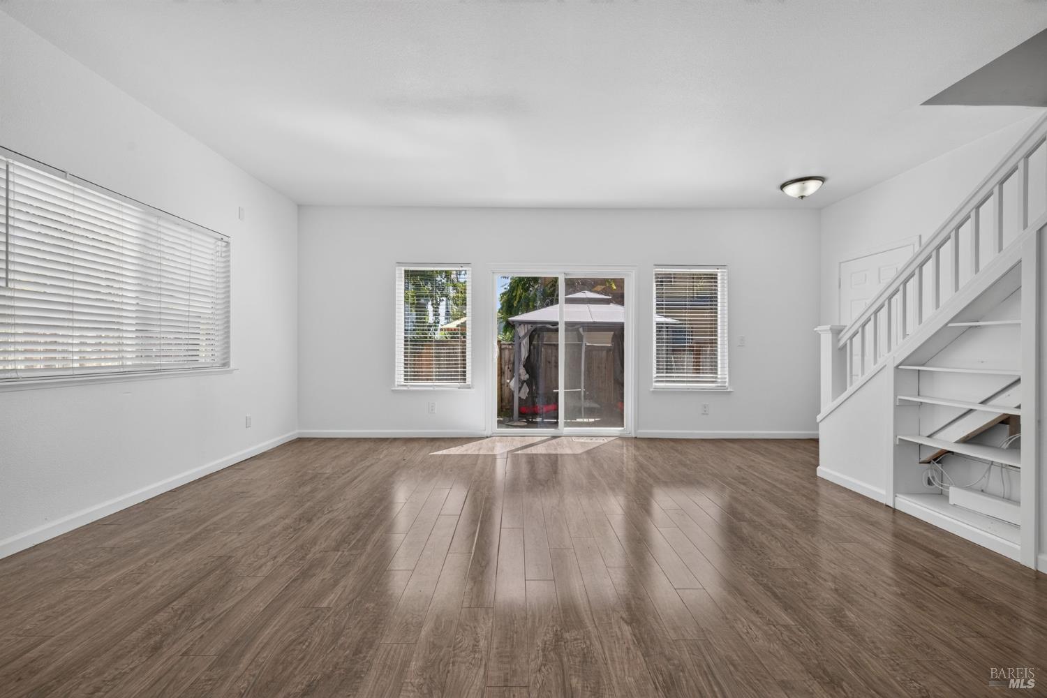 956 Kingwood Street Santa Rosa CA 95401