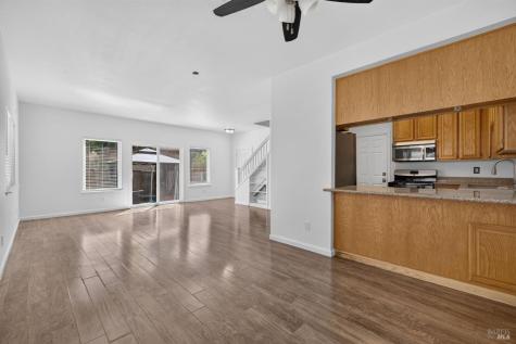 956 Kingwood Street Santa Rosa CA 95401