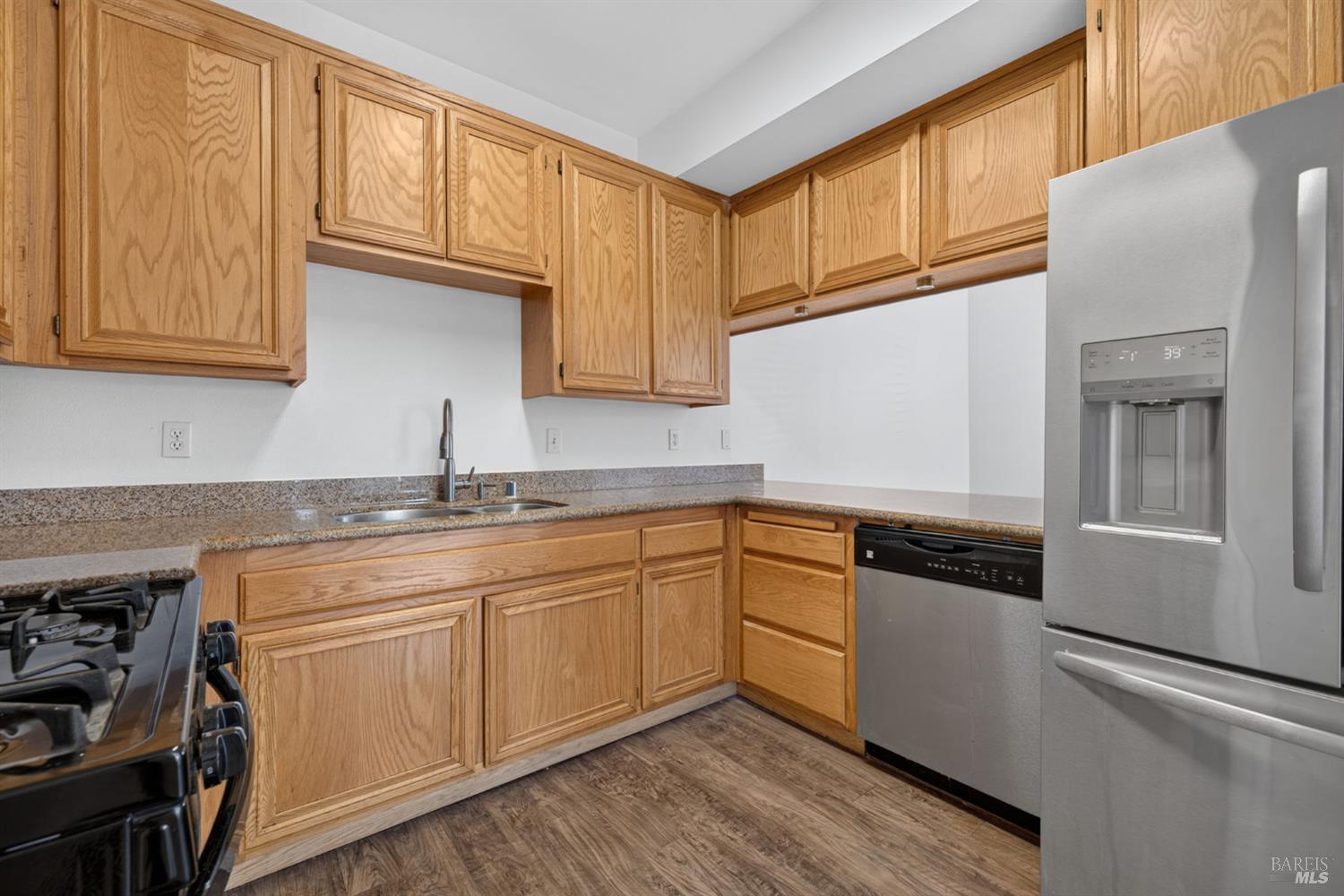 956 Kingwood Street Santa Rosa CA 95401