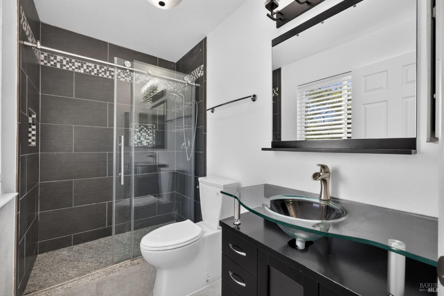 956 Kingwood Street Santa Rosa CA 95401