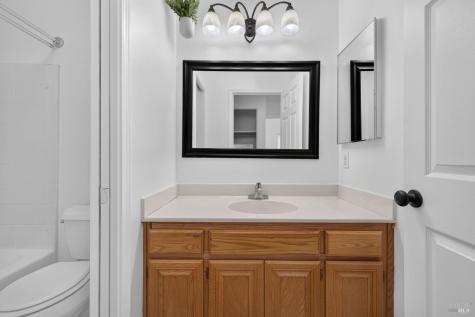 956 Kingwood Street Santa Rosa CA 95401