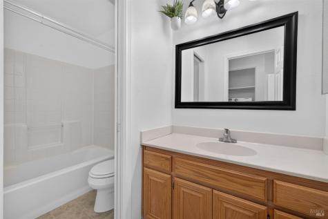 956 Kingwood Street Santa Rosa CA 95401