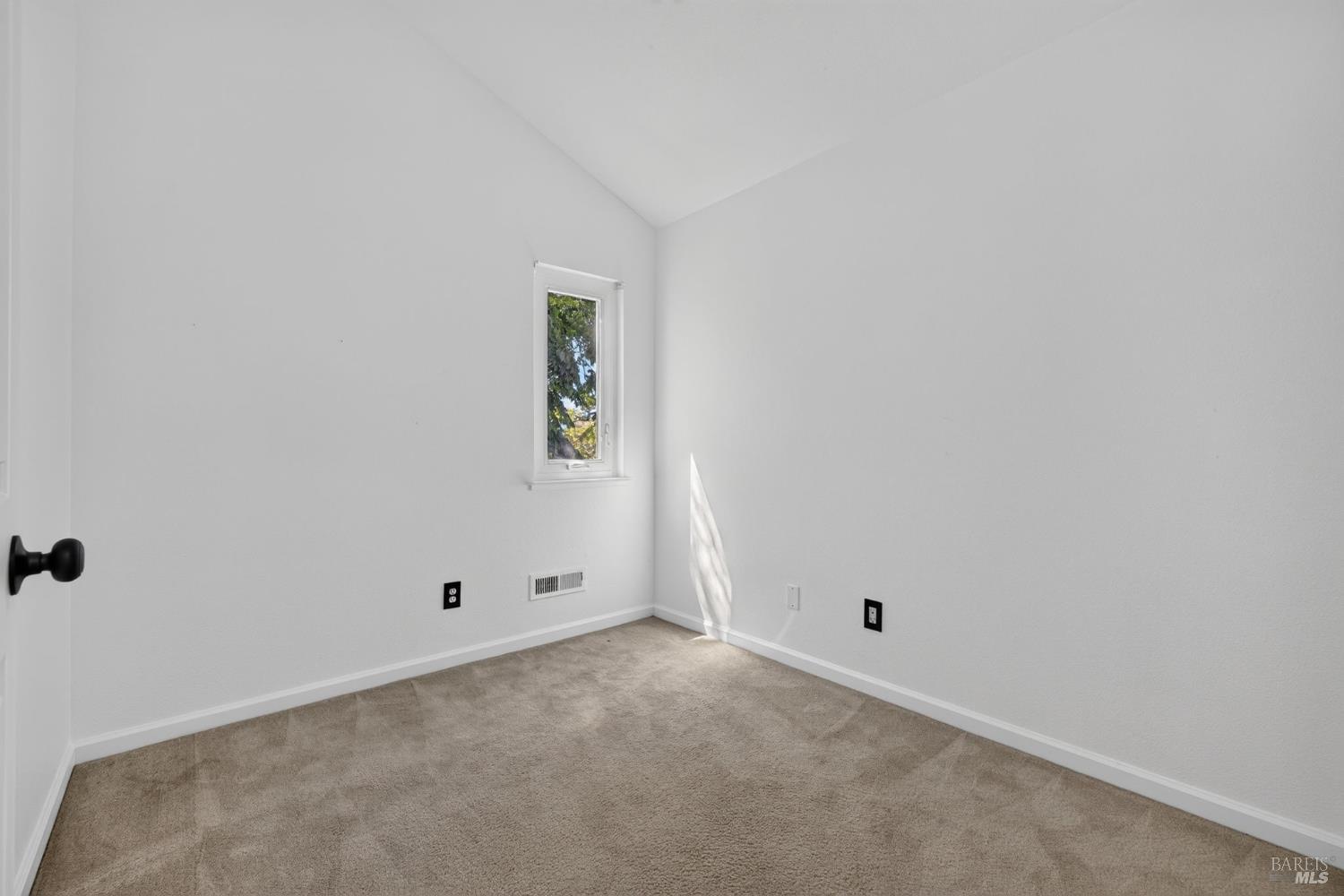 956 Kingwood Street Santa Rosa CA 95401
