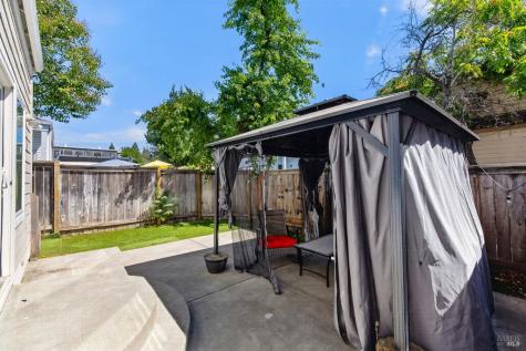 956 Kingwood Street Santa Rosa CA 95401