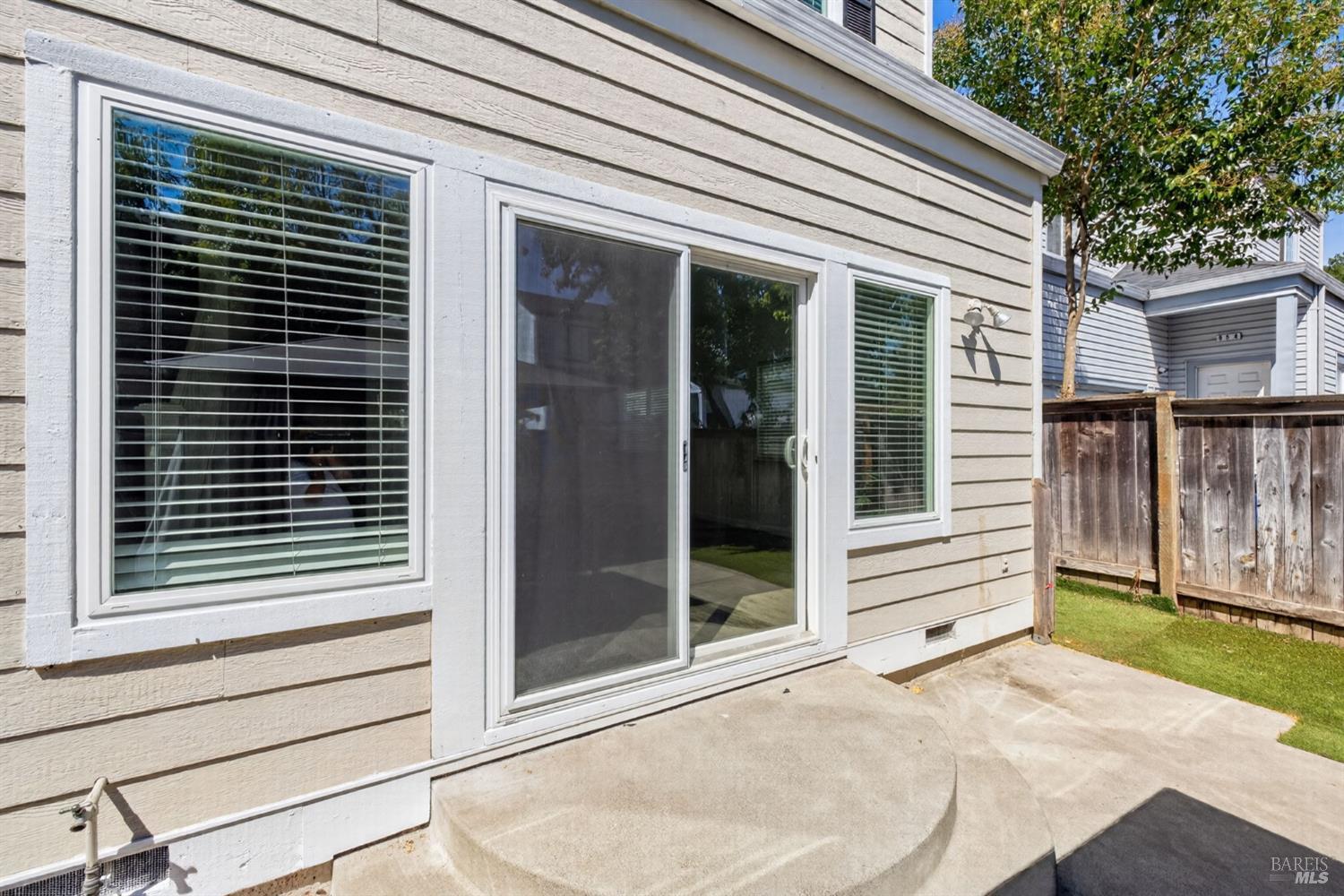 956 Kingwood Street Santa Rosa CA 95401