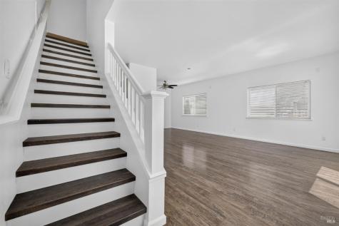 956 Kingwood Street Santa Rosa CA 95401