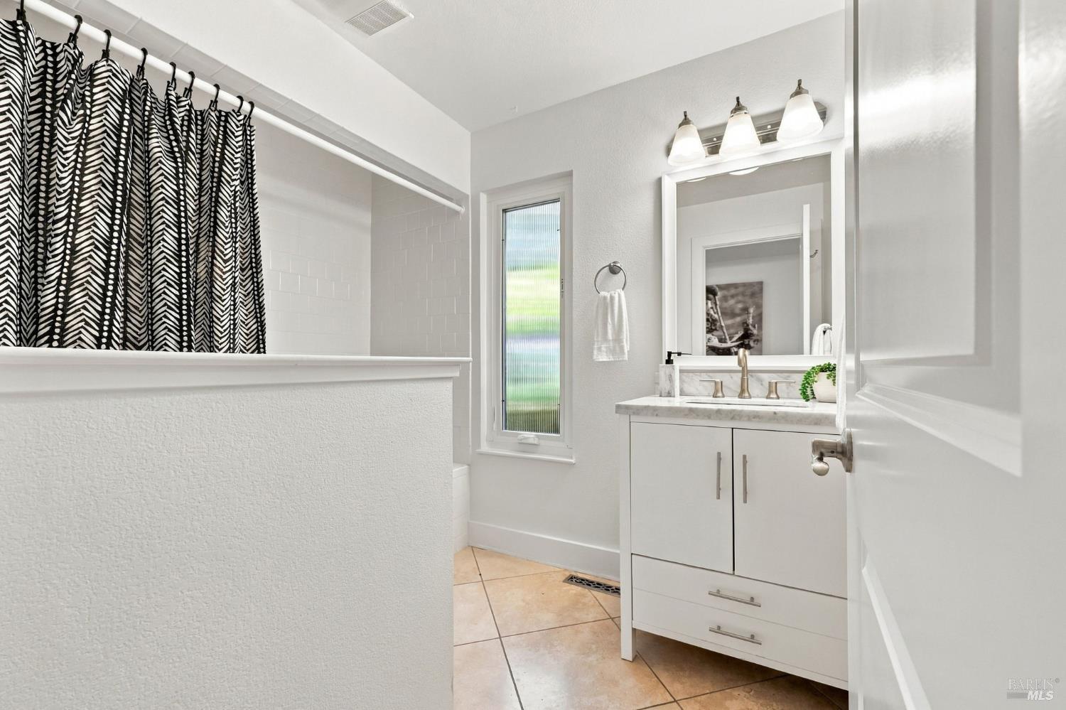 3465 Ridgeview Drive Santa Rosa CA 95404